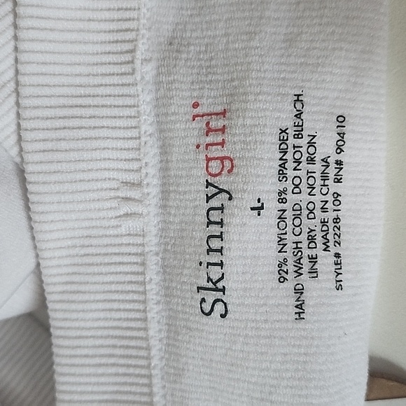 Skinnygirl Strapless Bra - Picture 3 of 3